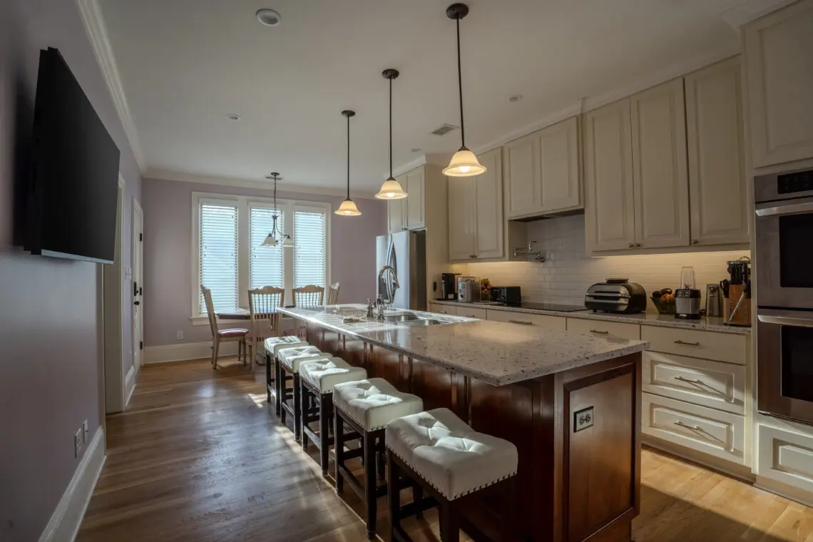 647c114c 802f 4568 8100 cea19deb3c21