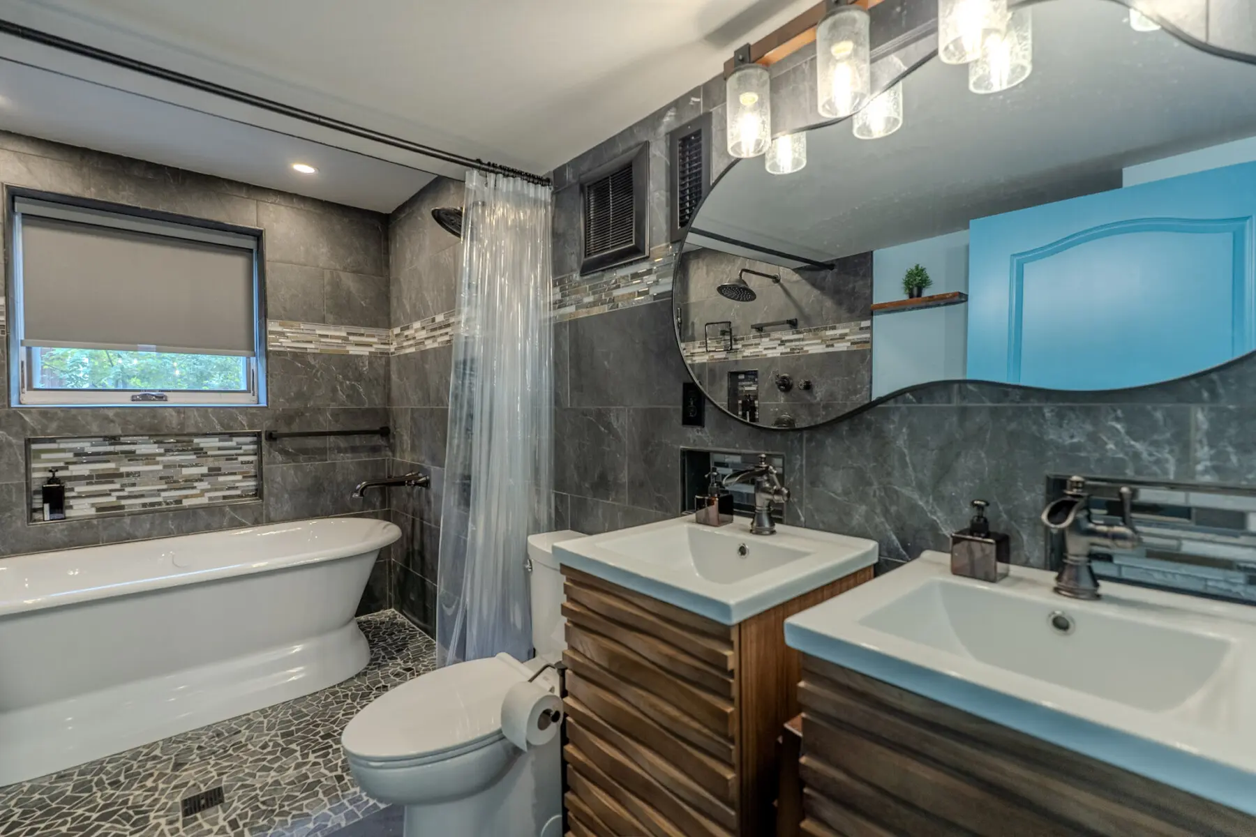 7024ba86 5446 48cd bfd7 df44a8d66133