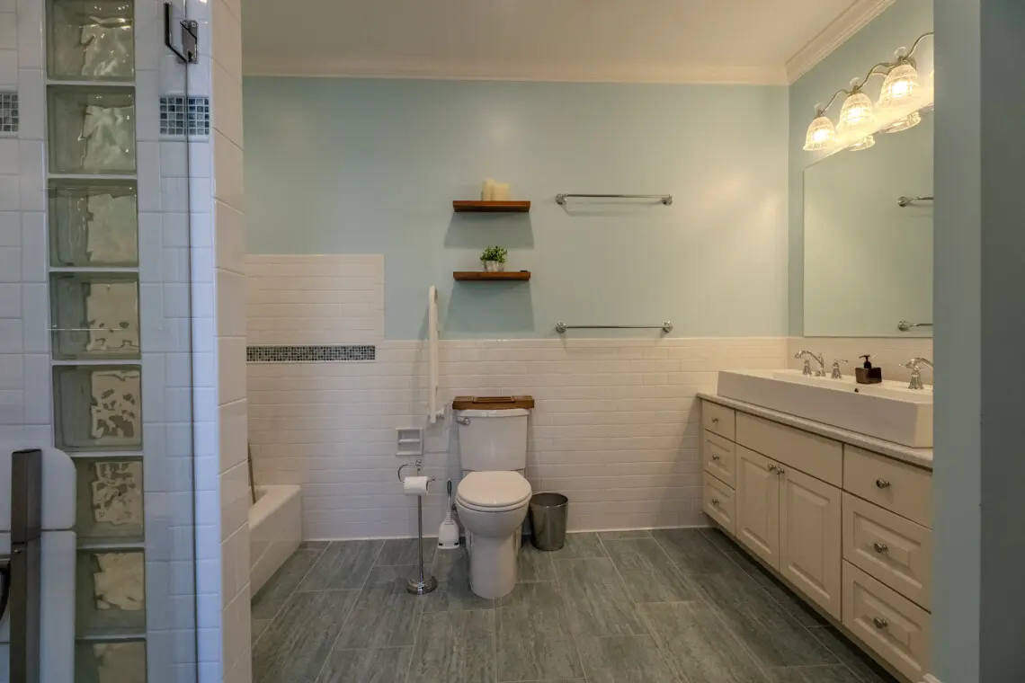 9f4e48cc 4d30 4239 8cbc 76041f00cc80