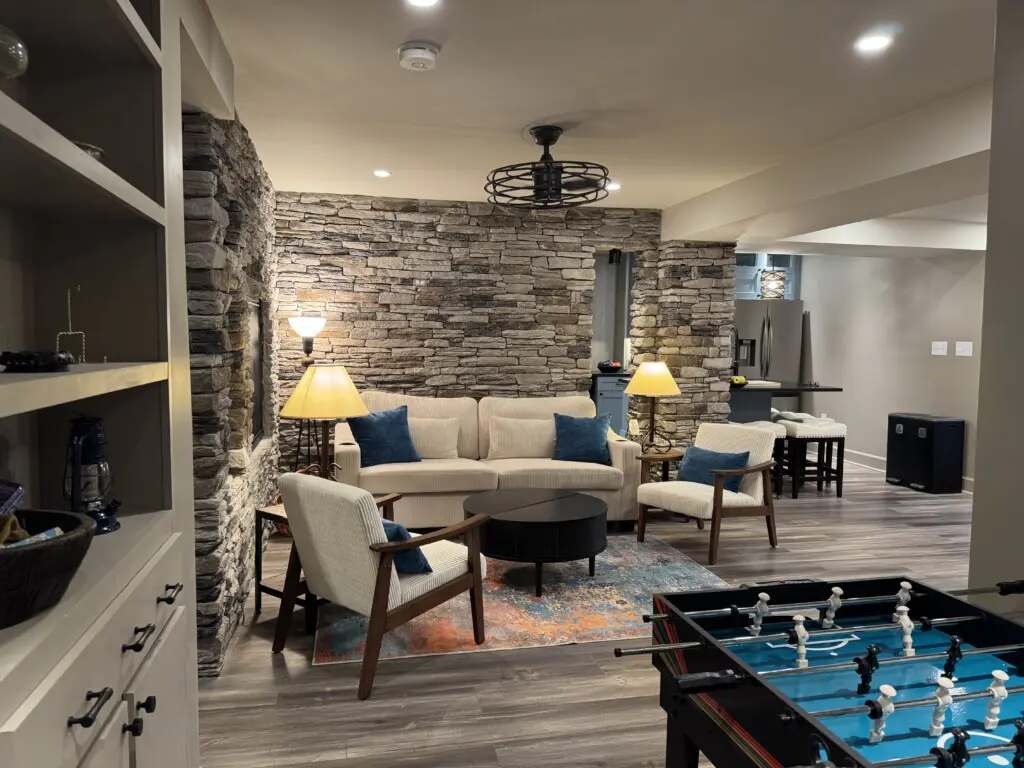 b6c9c6cb eeea 47aa b81b 660ac4655a5e