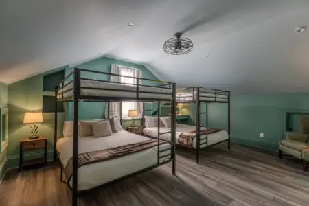 bd29213f 90a2 41f5 90ac b49d10758472