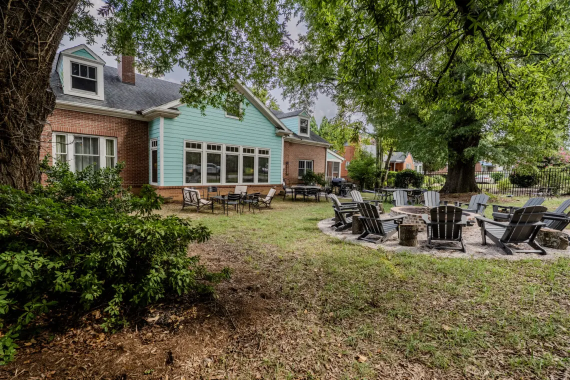 ca695ae8 1519 4ae9 817f 7af1603dcd72